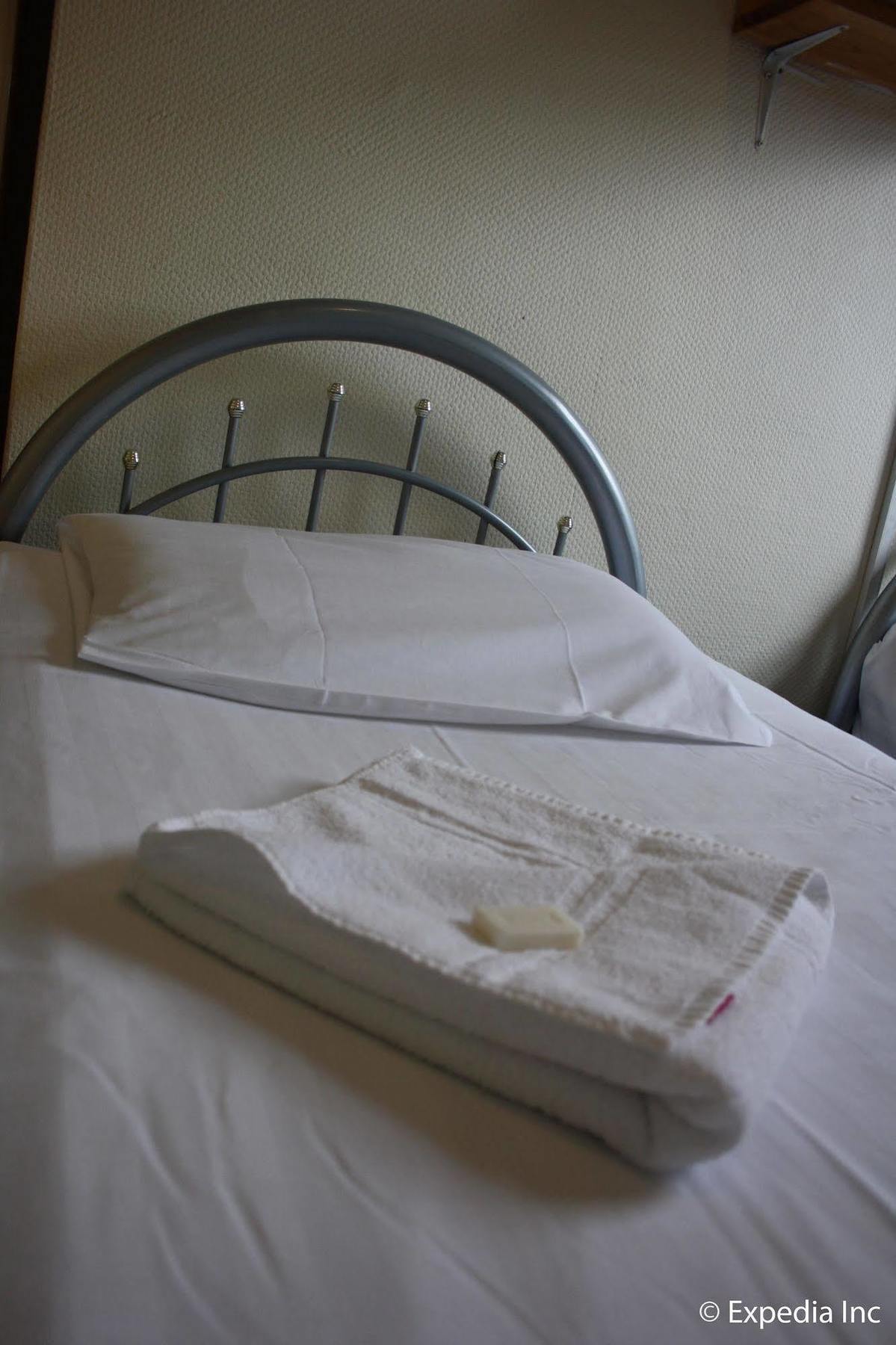 Daisy Hotel London Bagian luar foto